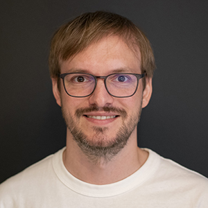 Dr. Fabian Trost